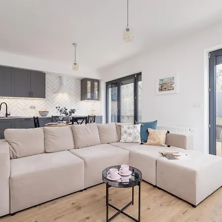 Apartment In Krakow With Parking And Balcony By Noclegi Renters Modlnica Exterior photo