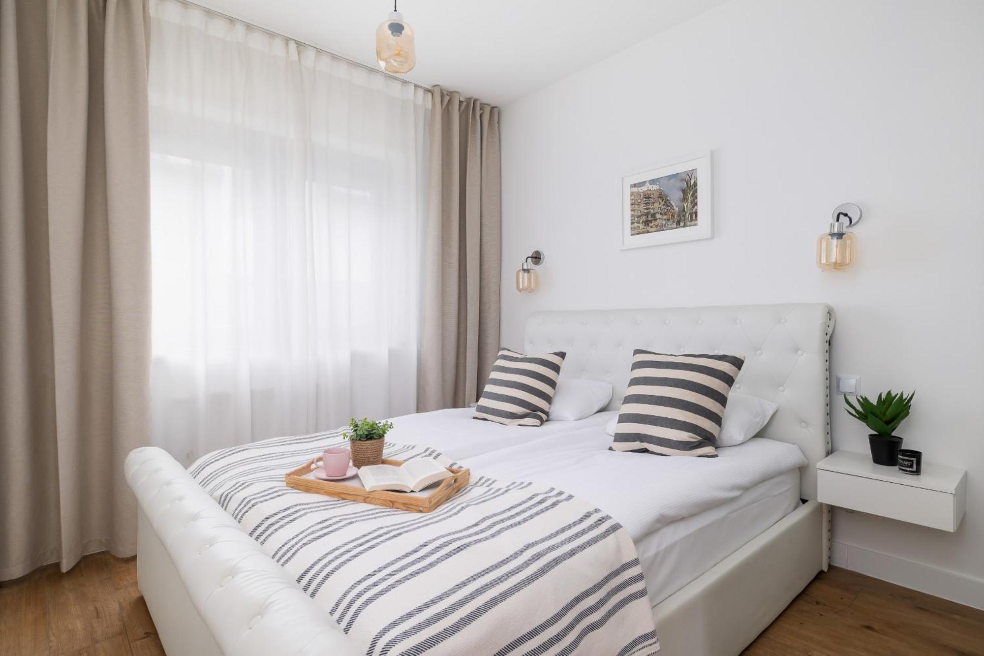 Apartment In Krakow With Parking And Balcony By Renters *